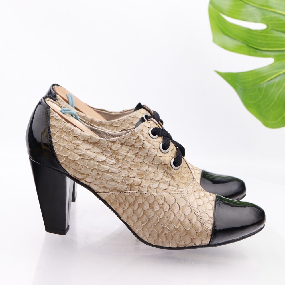 ALL BLACK Shoes Womens Oxford Pump Size 10 Tan Snake Black Lace Up Leather Heels